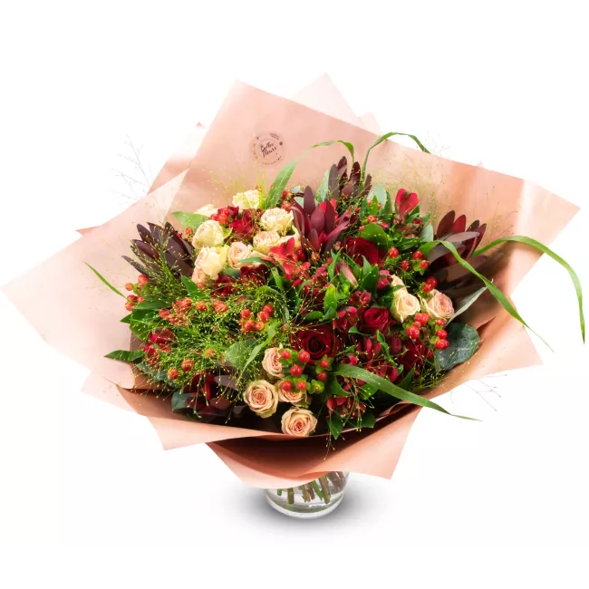 Bouquet in red tones